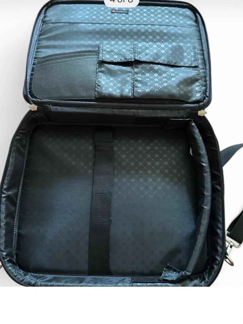 Foray black Laptop Messenger Bag